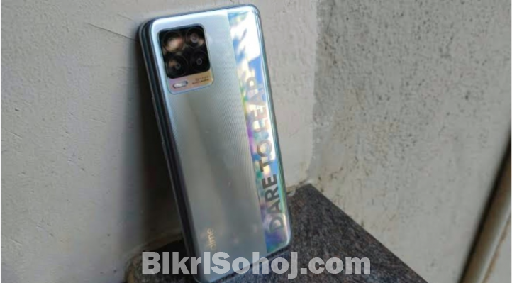Realme 8